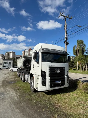 VW 26.420 Constellation 6x4 - Caçamba Basculante | Oportunidade Única ?