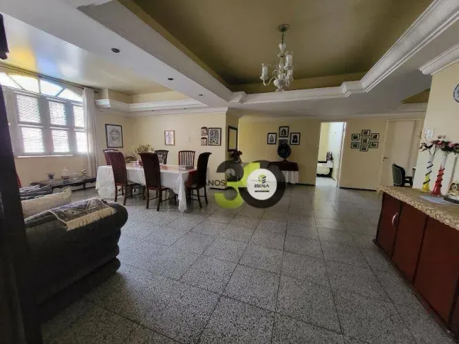 Casa duplex com 4 dormitórios à venda, 319 m² , fim comercial - Varjota - Fortaleza/CE