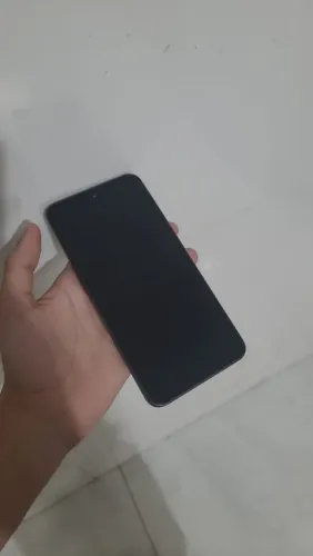 Celular novo, com apenas meses de uso, funcionando tudo perfeitamente