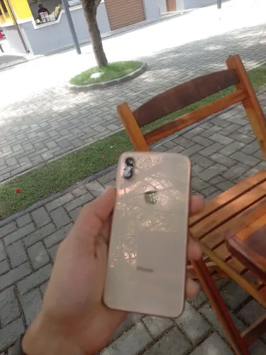 iPhone XS