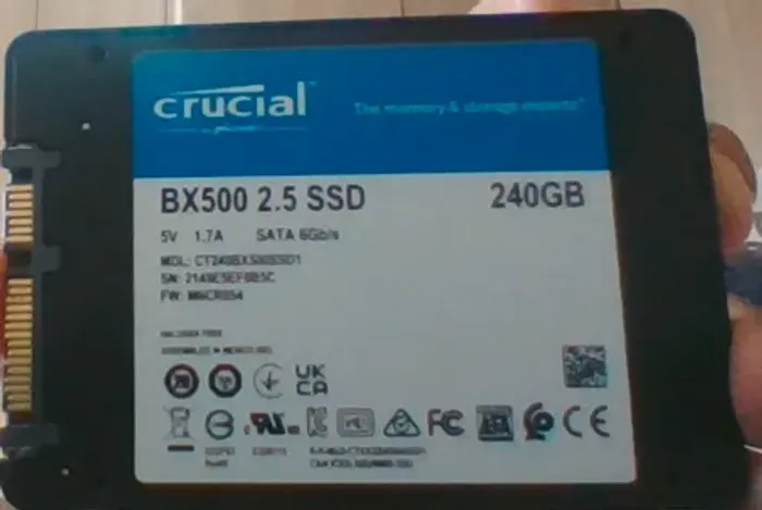 SSD 240 Crucial 96% Saudável