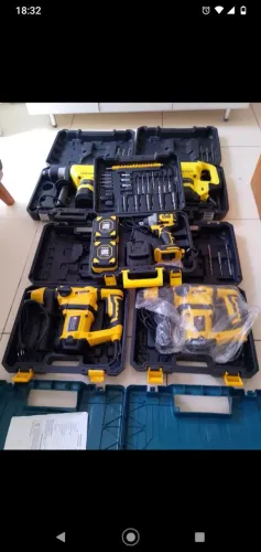 LOTE COM 6 MARTELETES E UMA CHAVE DE IMPACTO DE 48 V COM BATERIAS DE 10 CÉLULAS