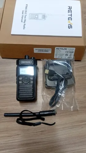 Rádio comunicador Retevis seminovo
