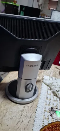 Monitor Samsung SyncMaster 740N 17" + VGA e Cabo de Força