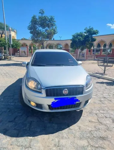 Fiat Linea Essence 1.8 Flex 16V 4P 2014