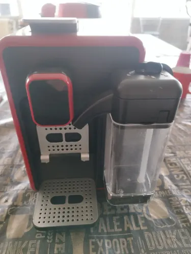 Cafeteira três corações barista