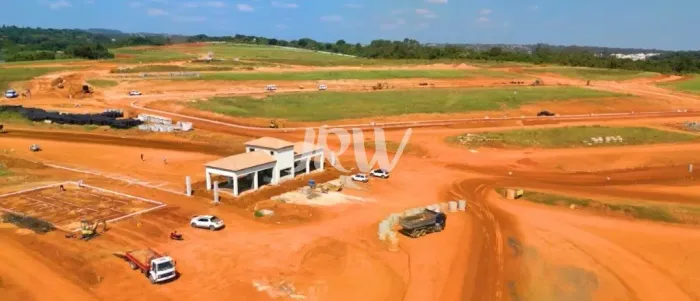 TERRENO A VENDA NO CONDOMÍNIO QUINTA DO LAGO NA CIDADE DE INDAIATUBA, SP