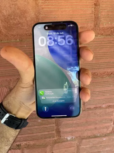 iPhone 15 PRO 1TB de armazenamento