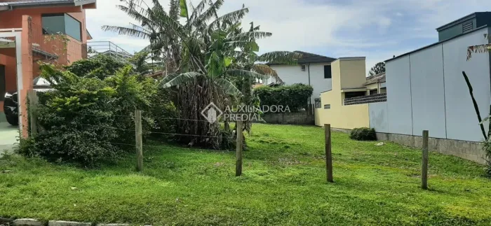 Excelente lote à venda no Loteamento Panorâmico - Centro de Garopaba/SC