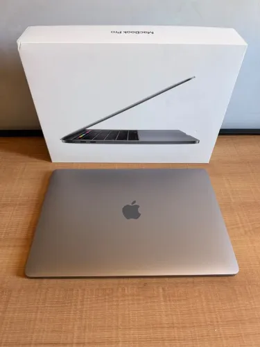 MacBook Pro A2159 - core i5 / 8GB / 128gb SSD / 13"