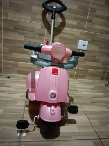 Triciclo bandereta / modelo vespa
