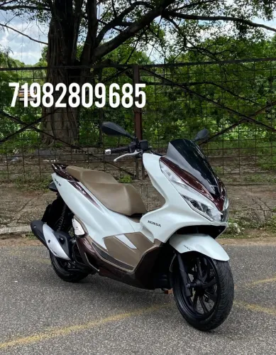 PCX DLX 150 