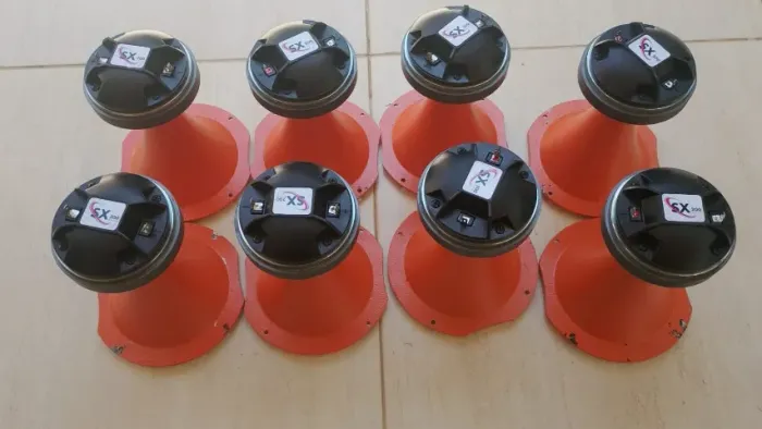 1 Kit 8 Driver Sx D220ti Trio 80w  Titânio  e  8 Corneta Rosca de Alumínio  NOVOS