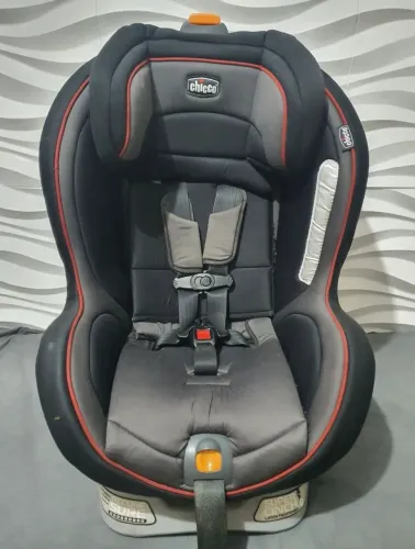 Cadeira para Auto Nextfit - Vermelho/Preto Chicco