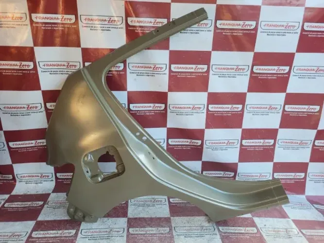 Retalho lateral Sandero 2015/ lado direito 