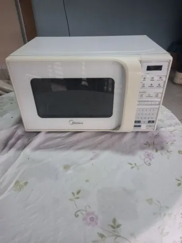 Micro-ondas MIDEA 20l
