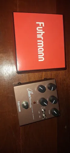 Vendo pedal clean pré amp furhmann para guitarra usado