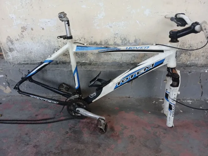 Quadro de bicicleta totem alumínio aro 26
