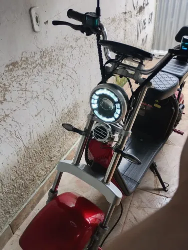 Scooter elétrica 