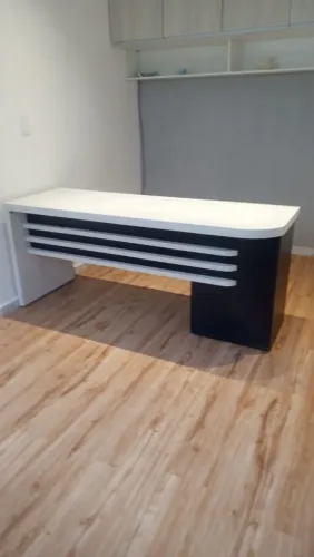 Mesa de escritório 