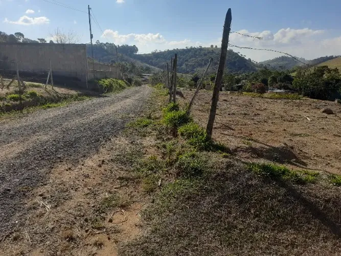 OPORTUNIDADE EM HUMAITÁ (JF): TERRENO PLANO E BARATO P/ CHÁCARA