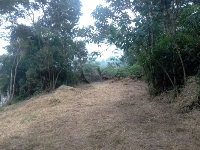 Terreno à venda em Samambaia - SP