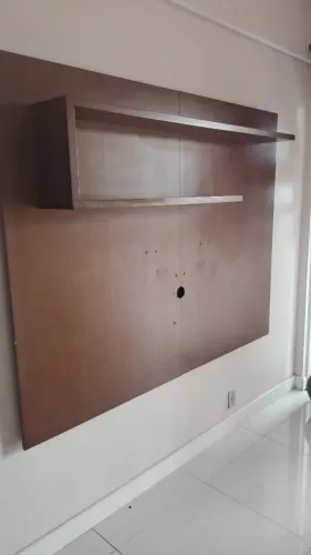 Painel para televisão.