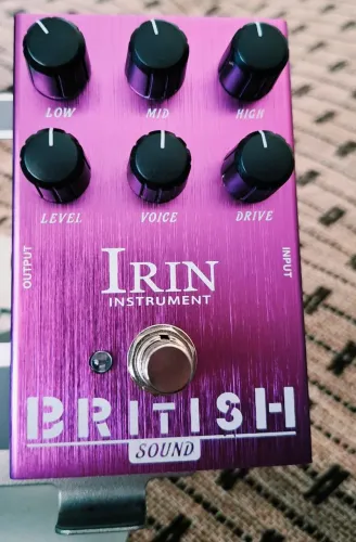 Pedal British em excelente estado ac troca