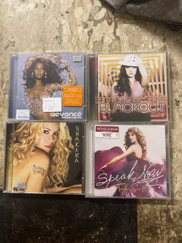 Cds divas pop - Beyoncé, Britney Spears, Shakira e Taylor Swift