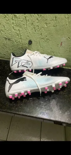 ? Chuteira Puma Future Original Tam. 43 - Usada Apenas 3 Vezes