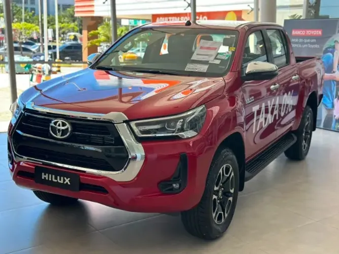Toyota Hilux CD SRV 4X4 2.8 TDI Diesel Aut. 2026