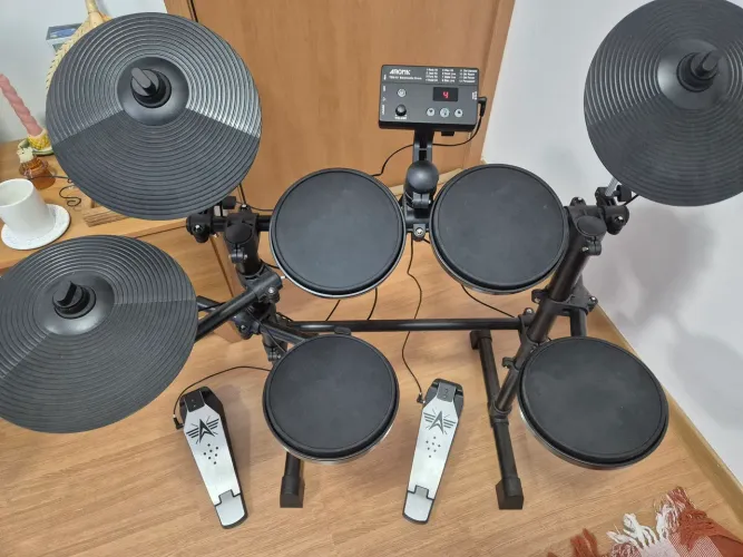 Bateria eletrônica Aroma TDX-15