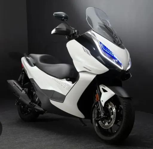 Suzuki Zontes 350e, linda MaxiScooter