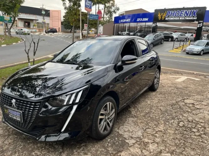 Peugeot 208 Roadtrip 1.6 Flex 16V 5P Aut. 2023