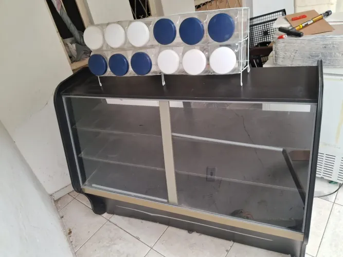 BALCÃO mais kit baleiro.