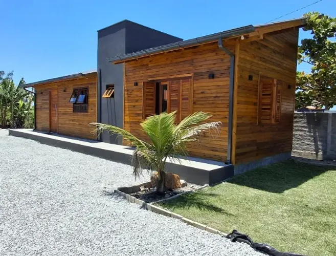 CASA ITAPIRUBÁ NORTE - IMBITUBA
