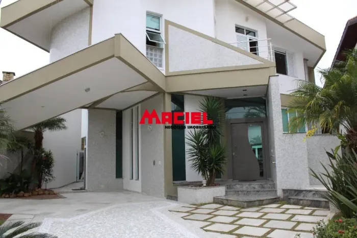 EXCELENTE SOBRADO COM 410M2 COND. ESPLANADA DO SOL SJC