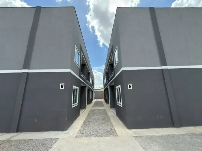 Imóvel para venda com 50 metros quadrados com 2 quartos em Barrocão - Itaitinga - CE