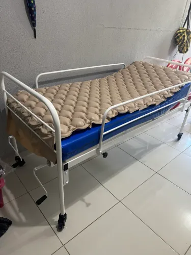 CAMA HOSPITALAR COMPLETA