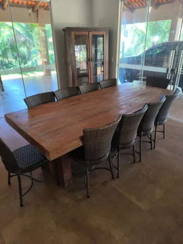 Conjunto Mesa e 10 Cadeiras - Excelente Oportunidade