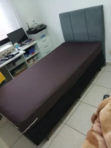 Base cama solteiro + cabeceira<br>*Não acompanha o colchão*<br>*Não entrego*