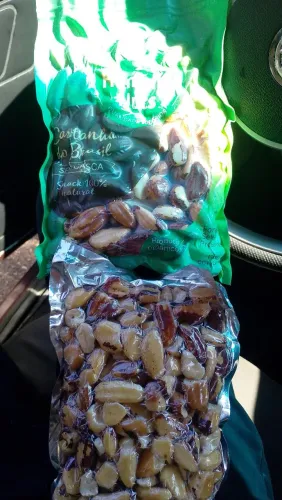 Castanha do Pará.Produto exportacao .Novinha e embalada a vácuo. Pacote 500 gramas