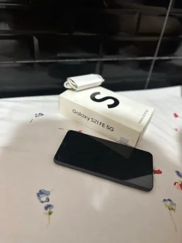 SAMSUNG GALAXY S21 FE - 128 GB.