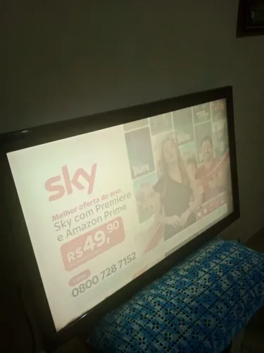 TV 43 POLEGADAS LED NÃO PRECISA DE CONVERSOR FUNCIONANDO PERFEITAMENTE LER DESCRIÇÕES TODA