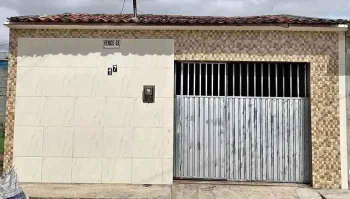 Vende-se no Canaã - E