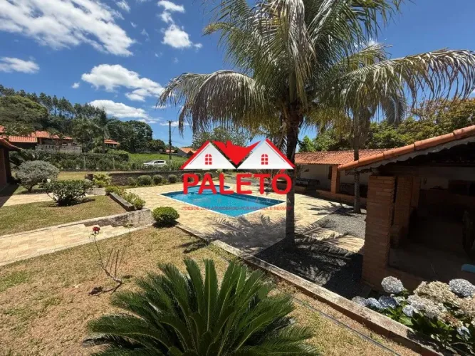 Chácara 1800 m² com piscina a venda na cidade de Bofete interior de SP, Condomínio Portal 