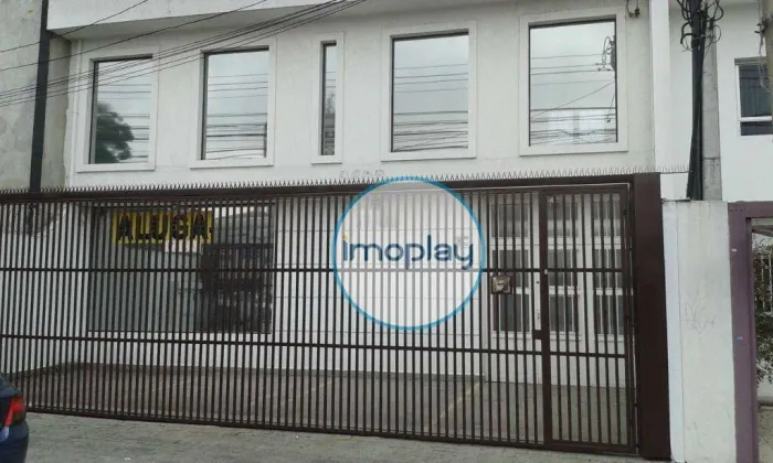 Casa comercial para empresas próximo a Moema