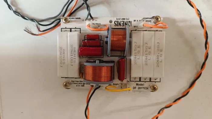 Divisor de frequência para TI de uma via, com 200w