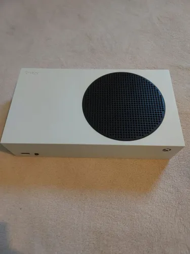 Xbox Series s usado 1 controle
