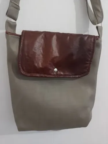 Bolsa grande impermeável de napa